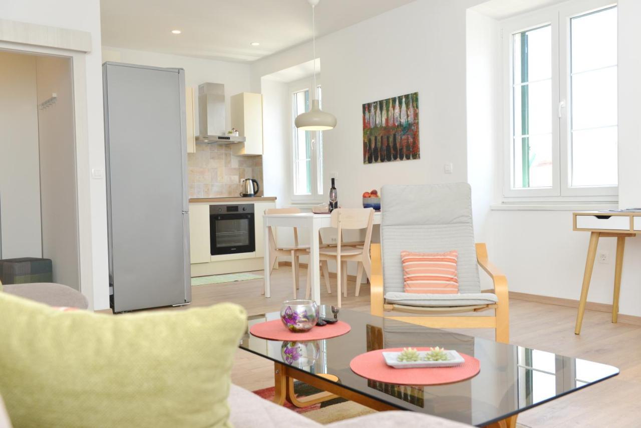 Apartman Junona - Poluotok Na Dlanu Zara Esterno foto