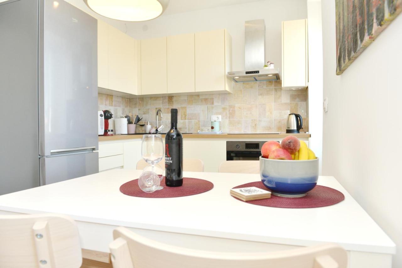 Apartman Junona - Poluotok Na Dlanu Zara Esterno foto