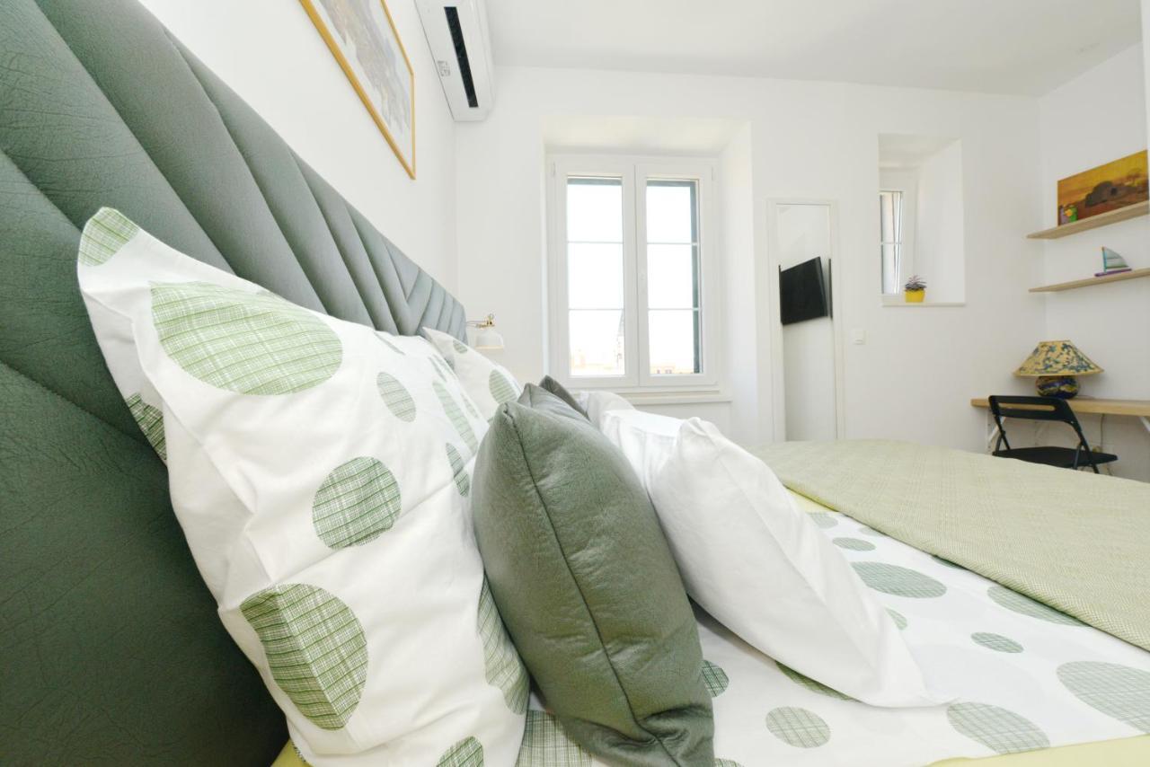 Apartman Junona - Poluotok Na Dlanu Zara Esterno foto