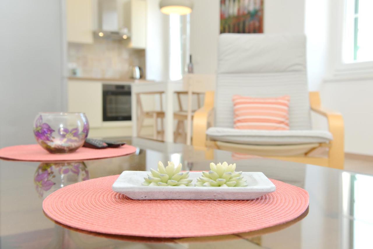 Apartman Junona - Poluotok Na Dlanu Zara Esterno foto